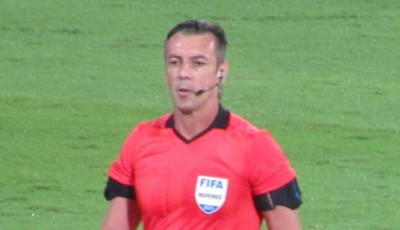 árbitro brasileño Raphael Claus